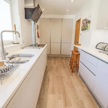 Hillandale * アンブルサイド